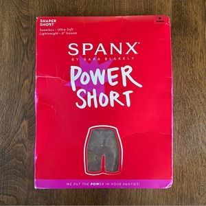 Spanx Power Shaper Short Medium 130-150 lbs. Taupetone NEW